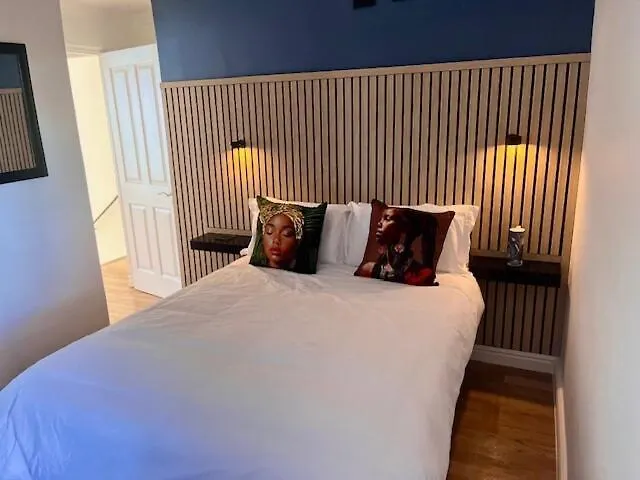 Urban Oasis Penthouse-Jacuzzi! Villa Cape Town 0*,